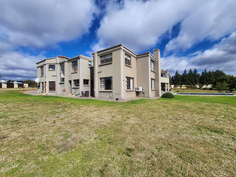6 Bedroom Property for Sale in Meyerton Gauteng