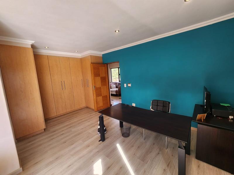 6 Bedroom Property for Sale in Meyerton Gauteng