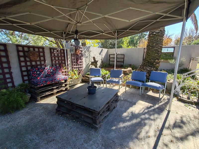 6 Bedroom Property for Sale in Van Der Westhuizen Gauteng