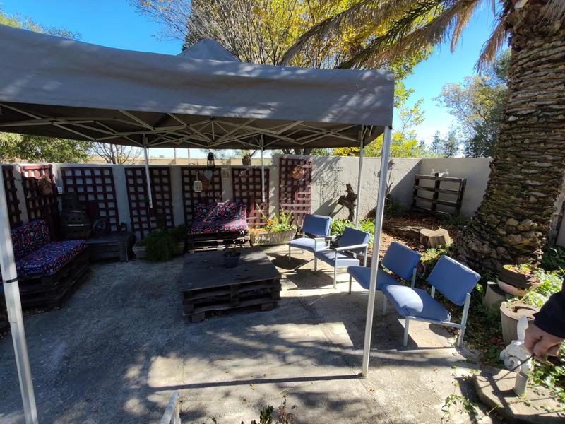 6 Bedroom Property for Sale in Van Der Westhuizen Gauteng