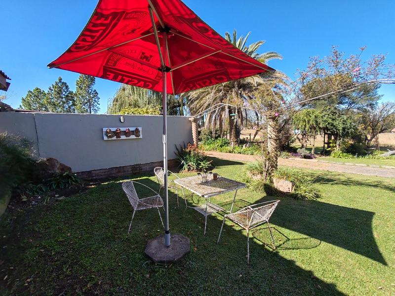 6 Bedroom Property for Sale in Van Der Westhuizen Gauteng