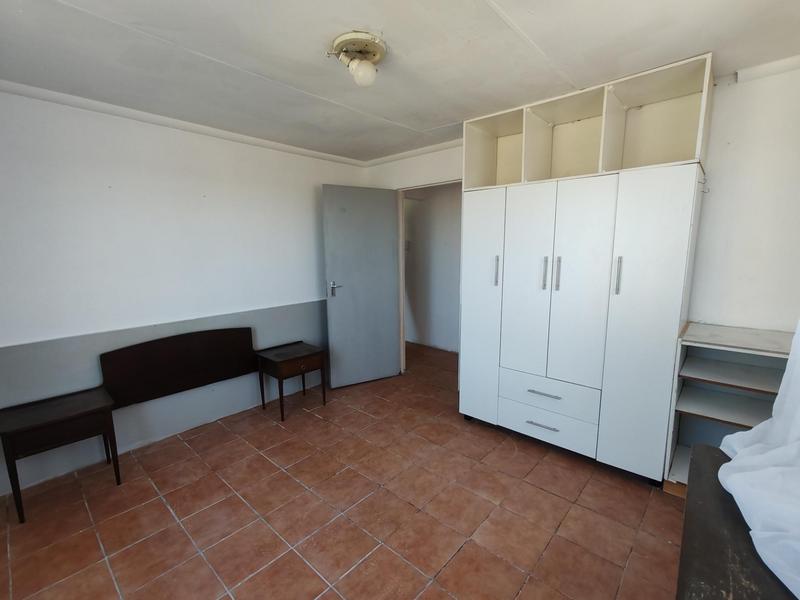 6 Bedroom Property for Sale in Van Der Westhuizen Gauteng