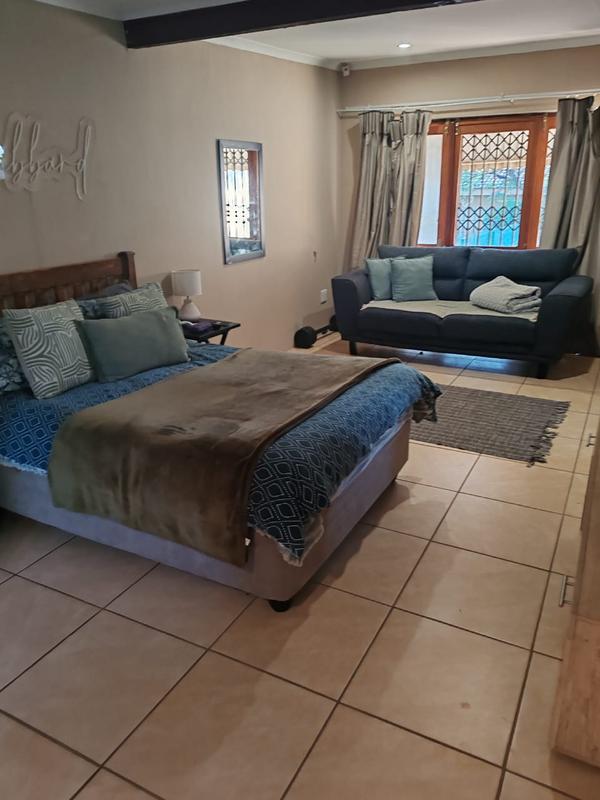 3 Bedroom Property for Sale in Vaaloewer Gauteng