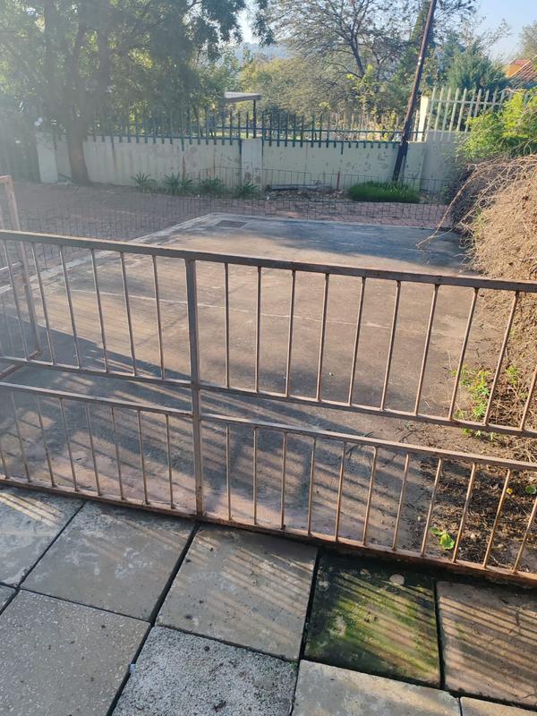 3 Bedroom Property for Sale in Vaaloewer Gauteng