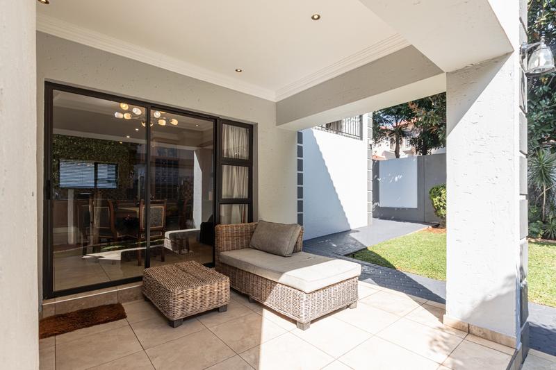 To Let 5 Bedroom Property for Rent in Ruimsig Gauteng