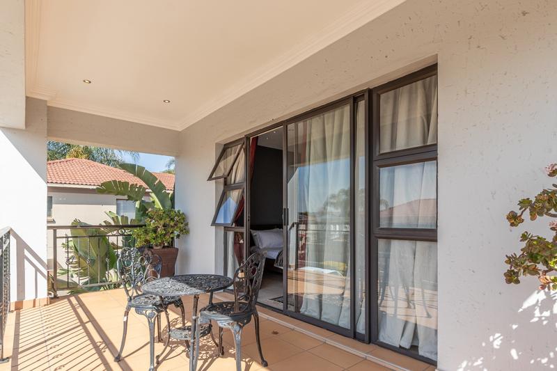 5 Bedroom Property for Sale in Ruimsig Gauteng