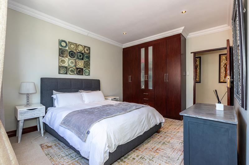 5 Bedroom Property for Sale in Ruimsig Gauteng