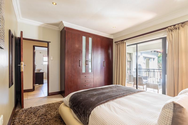 5 Bedroom Property for Sale in Ruimsig Gauteng