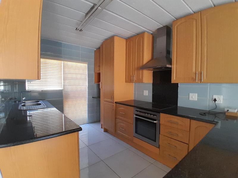 To Let 4 Bedroom Property for Rent in President Park Gauteng