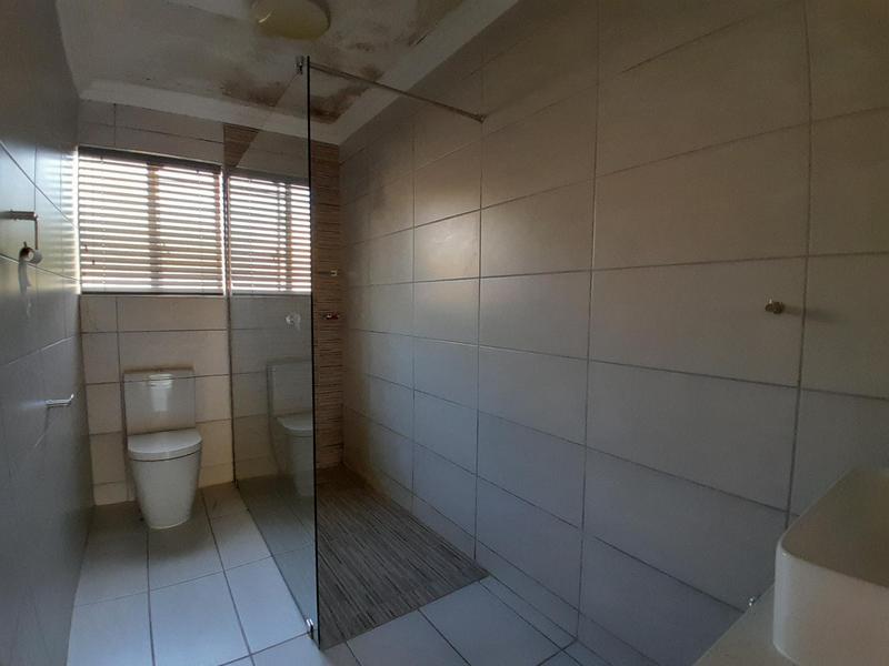 To Let 4 Bedroom Property for Rent in President Park Gauteng