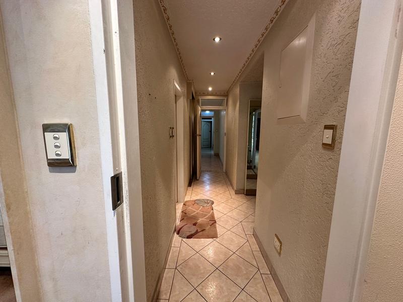 4 Bedroom Property for Sale in Laudium Gauteng