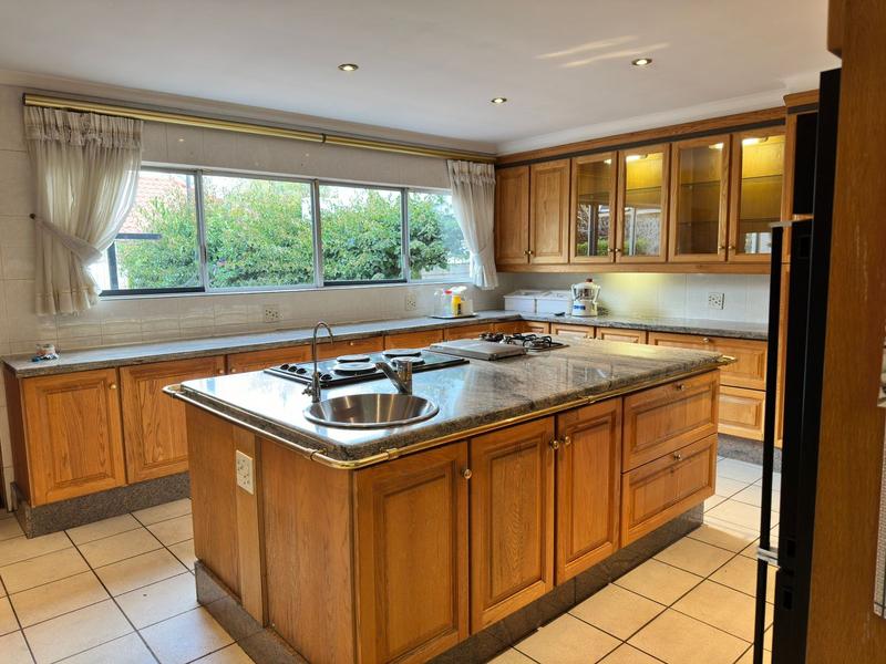 4 Bedroom Property for Sale in Laudium Gauteng