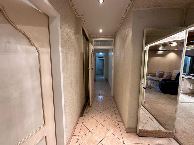 4 Bedroom Property for Sale in Laudium Gauteng