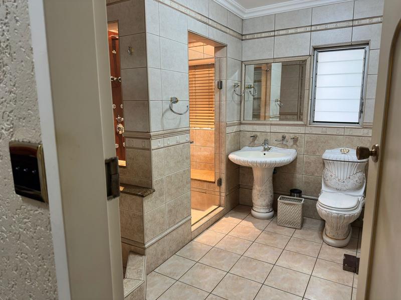 4 Bedroom Property for Sale in Laudium Gauteng