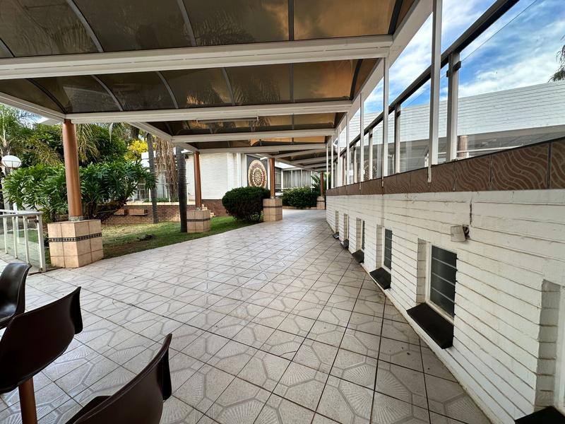 4 Bedroom Property for Sale in Laudium Gauteng