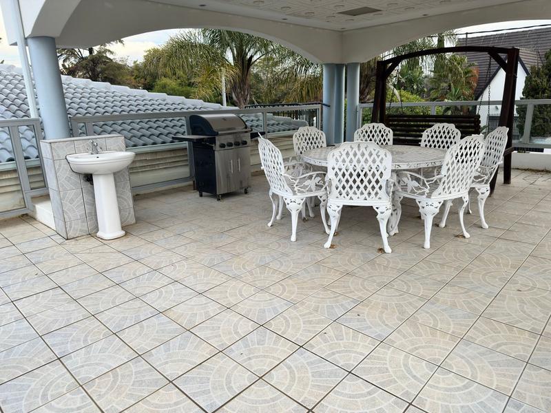 4 Bedroom Property for Sale in Laudium Gauteng