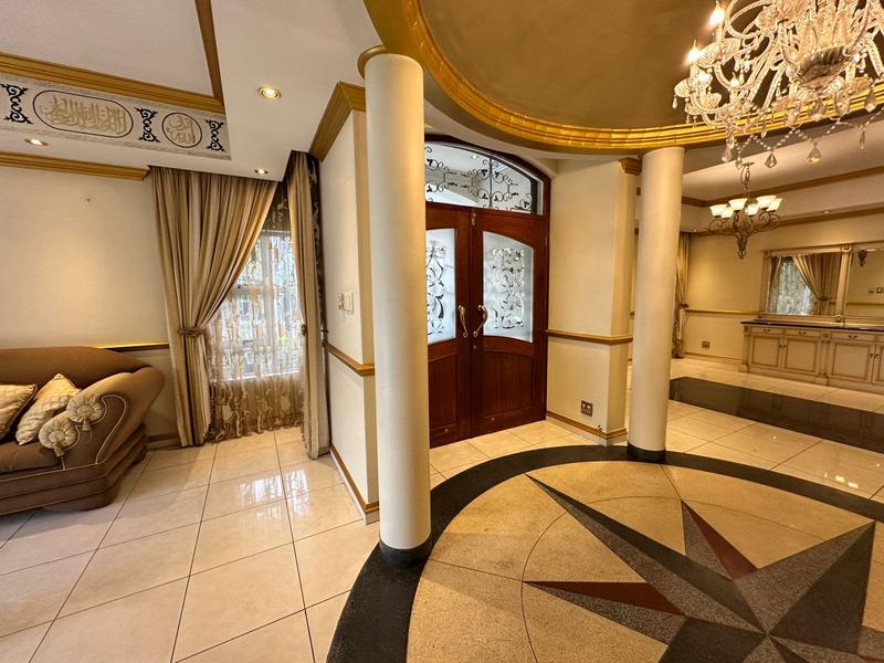 4 Bedroom Property for Sale in Laudium Gauteng