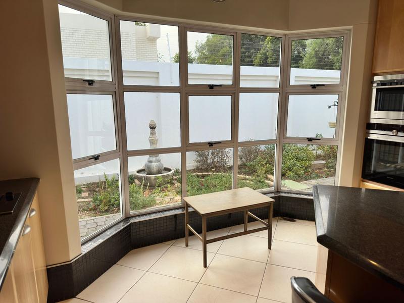 4 Bedroom Property for Sale in Laudium Gauteng