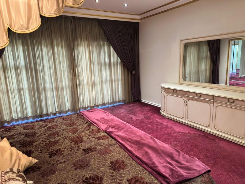 4 Bedroom Property for Sale in Laudium Gauteng