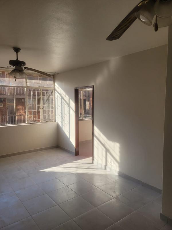 2 Bedroom Property for Sale in Laudium Gauteng