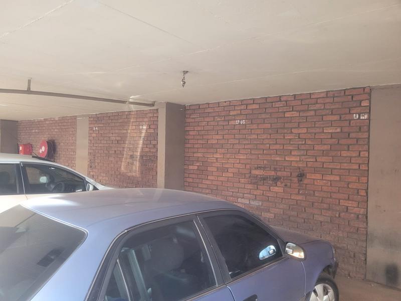 2 Bedroom Property for Sale in Laudium Gauteng