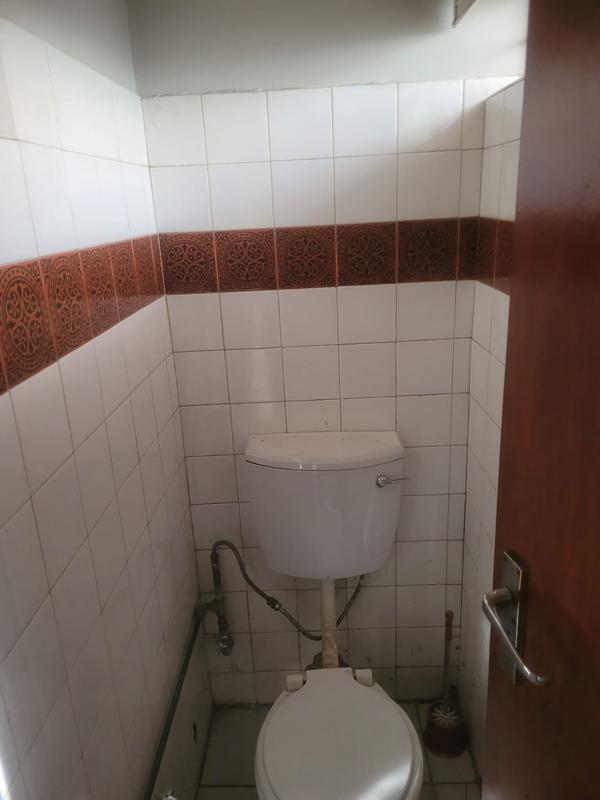 2 Bedroom Property for Sale in Laudium Gauteng