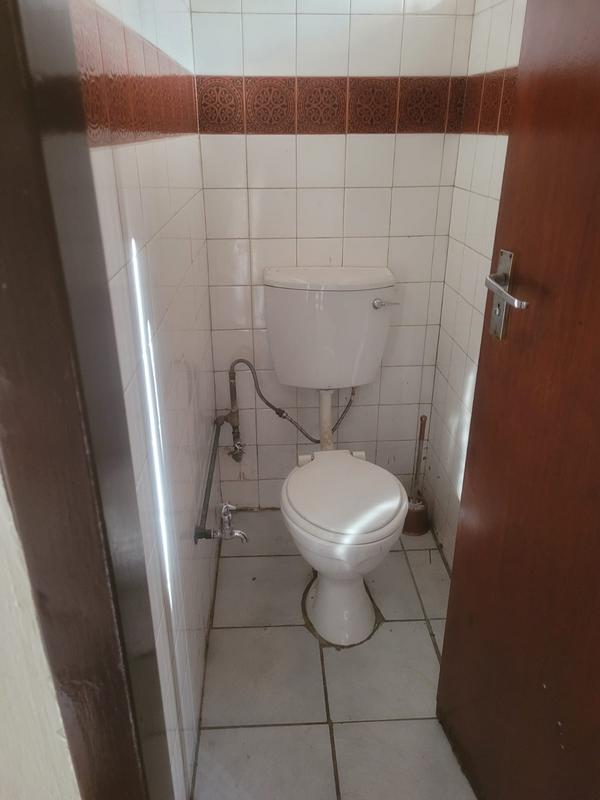 2 Bedroom Property for Sale in Laudium Gauteng