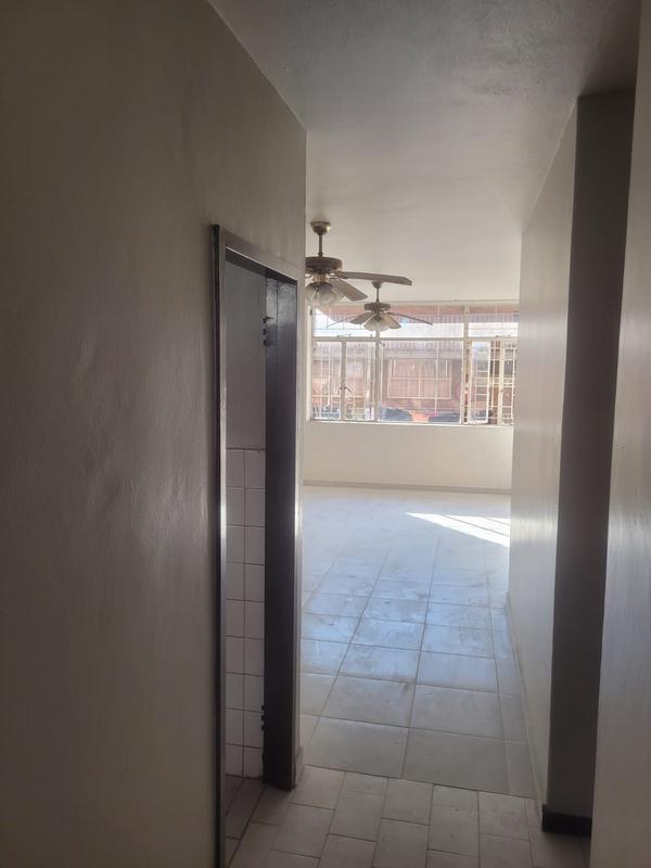 2 Bedroom Property for Sale in Laudium Gauteng
