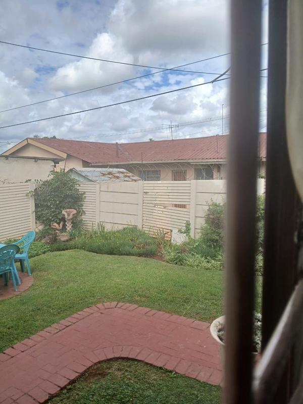 4 Bedroom Property for Sale in Laudium Gauteng