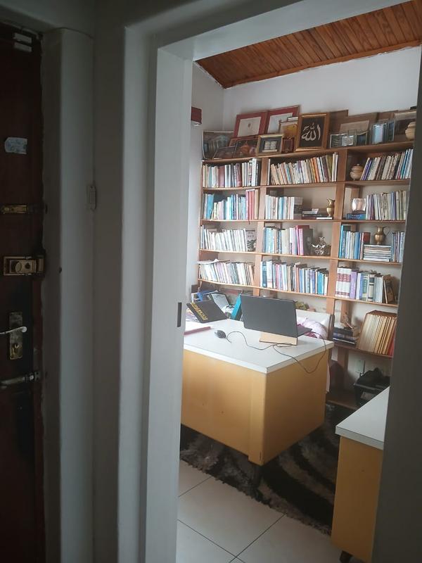 4 Bedroom Property for Sale in Laudium Gauteng