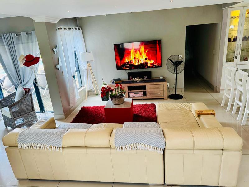 4 Bedroom Property for Sale in Eldo Lakes Estate Gauteng