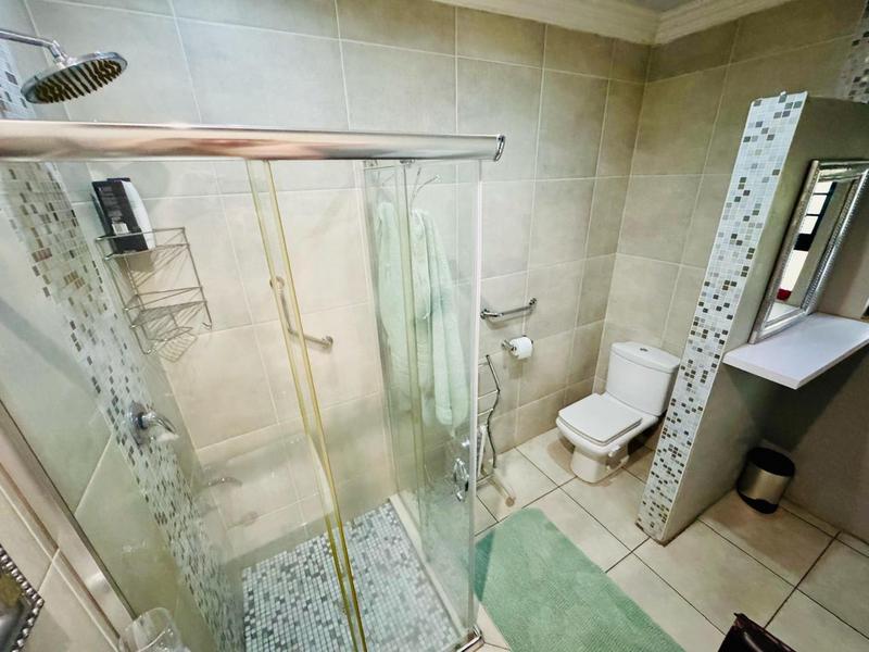 4 Bedroom Property for Sale in Eldo Lakes Estate Gauteng