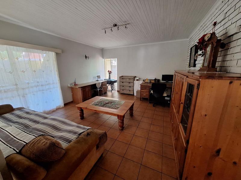 4 Bedroom Property for Sale in Die Wilgers Gauteng