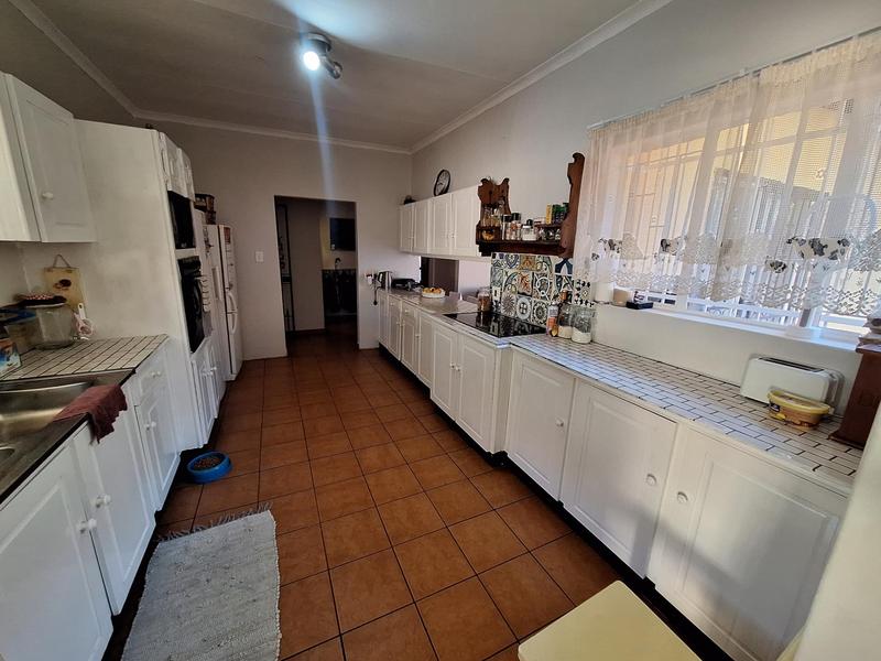 4 Bedroom Property for Sale in Die Wilgers Gauteng