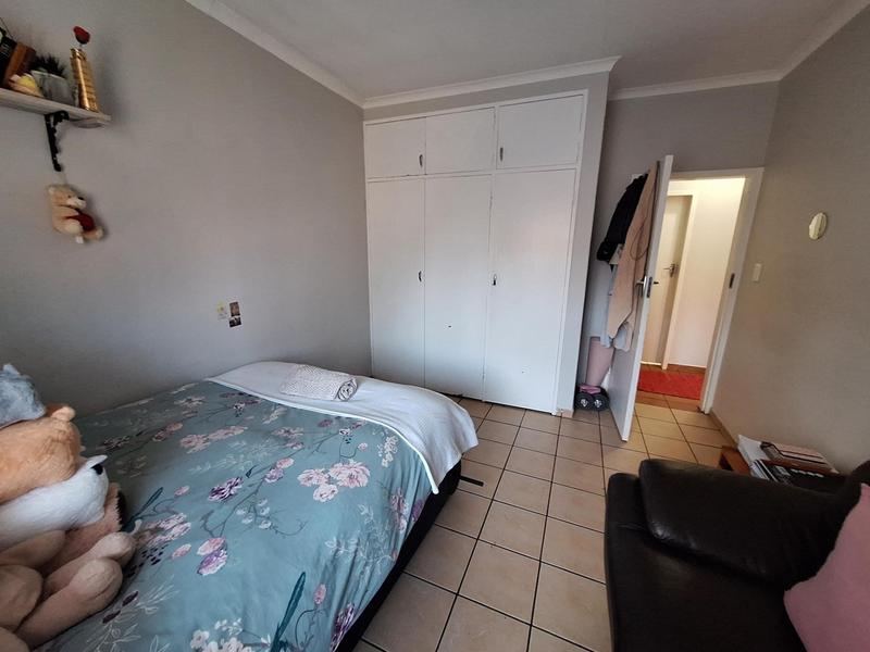 4 Bedroom Property for Sale in Die Wilgers Gauteng