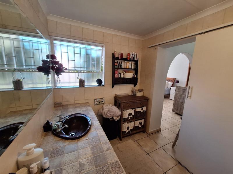 4 Bedroom Property for Sale in Die Wilgers Gauteng