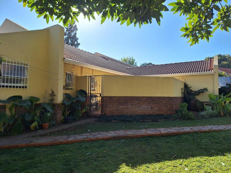 4 Bedroom Property for Sale in Die Wilgers Gauteng