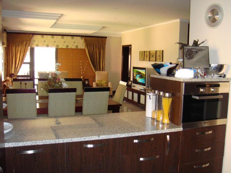 To Let 2 Bedroom Property for Rent in Bedford Gardens Gauteng