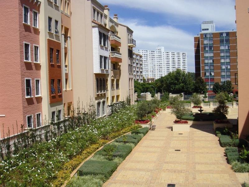 To Let 2 Bedroom Property for Rent in Bedford Gardens Gauteng