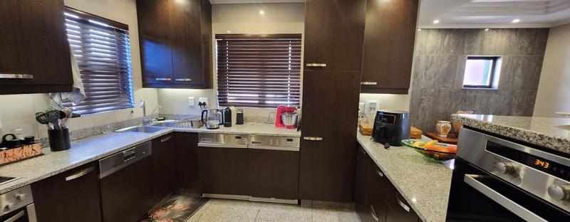 To Let 2 Bedroom Property for Rent in Bedford Gardens Gauteng