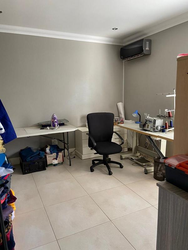 4 Bedroom Property for Sale in Magalieskruin Gauteng
