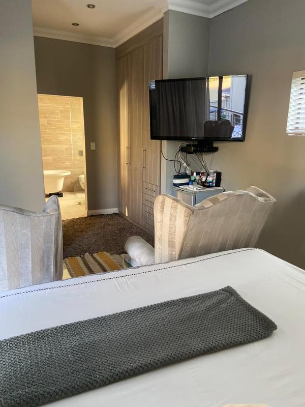 4 Bedroom Property for Sale in Magalieskruin Gauteng