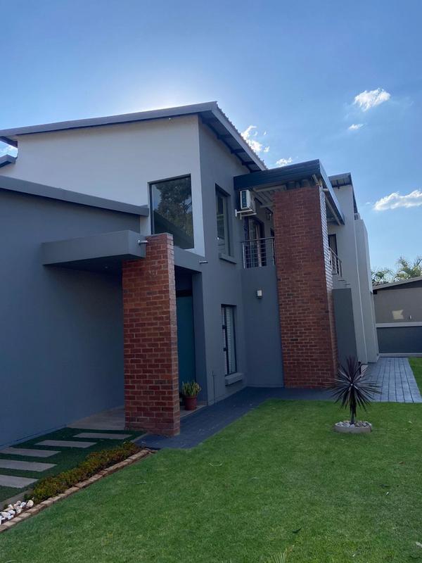4 Bedroom Property for Sale in Magalieskruin Gauteng