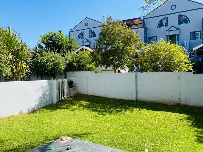 To Let 2 Bedroom Property for Rent in Morning Hill Gauteng