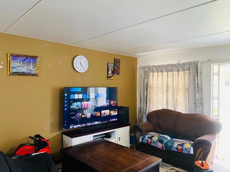 To Let 2 Bedroom Property for Rent in Morning Hill Gauteng