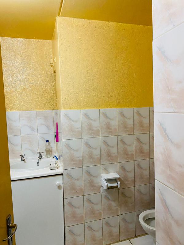 To Let 2 Bedroom Property for Rent in Morning Hill Gauteng