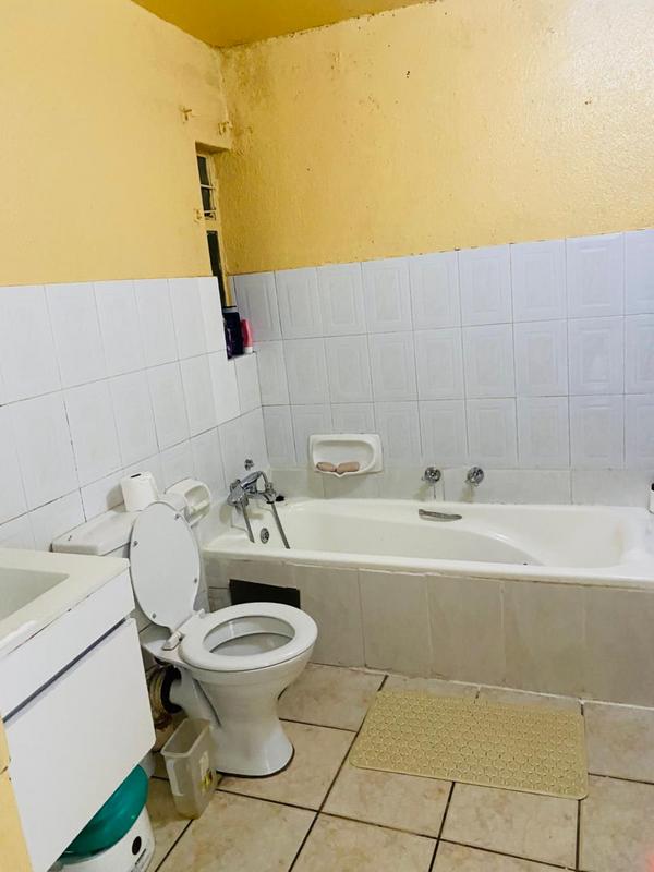 To Let 2 Bedroom Property for Rent in Morning Hill Gauteng