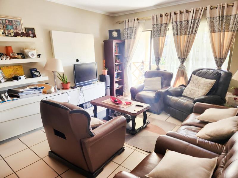 To Let 2 Bedroom Property for Rent in Fourways Gauteng