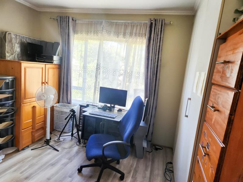 To Let 2 Bedroom Property for Rent in Fourways Gauteng