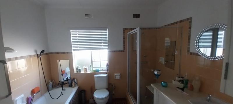 4 Bedroom Property for Sale in Dawnview Gauteng